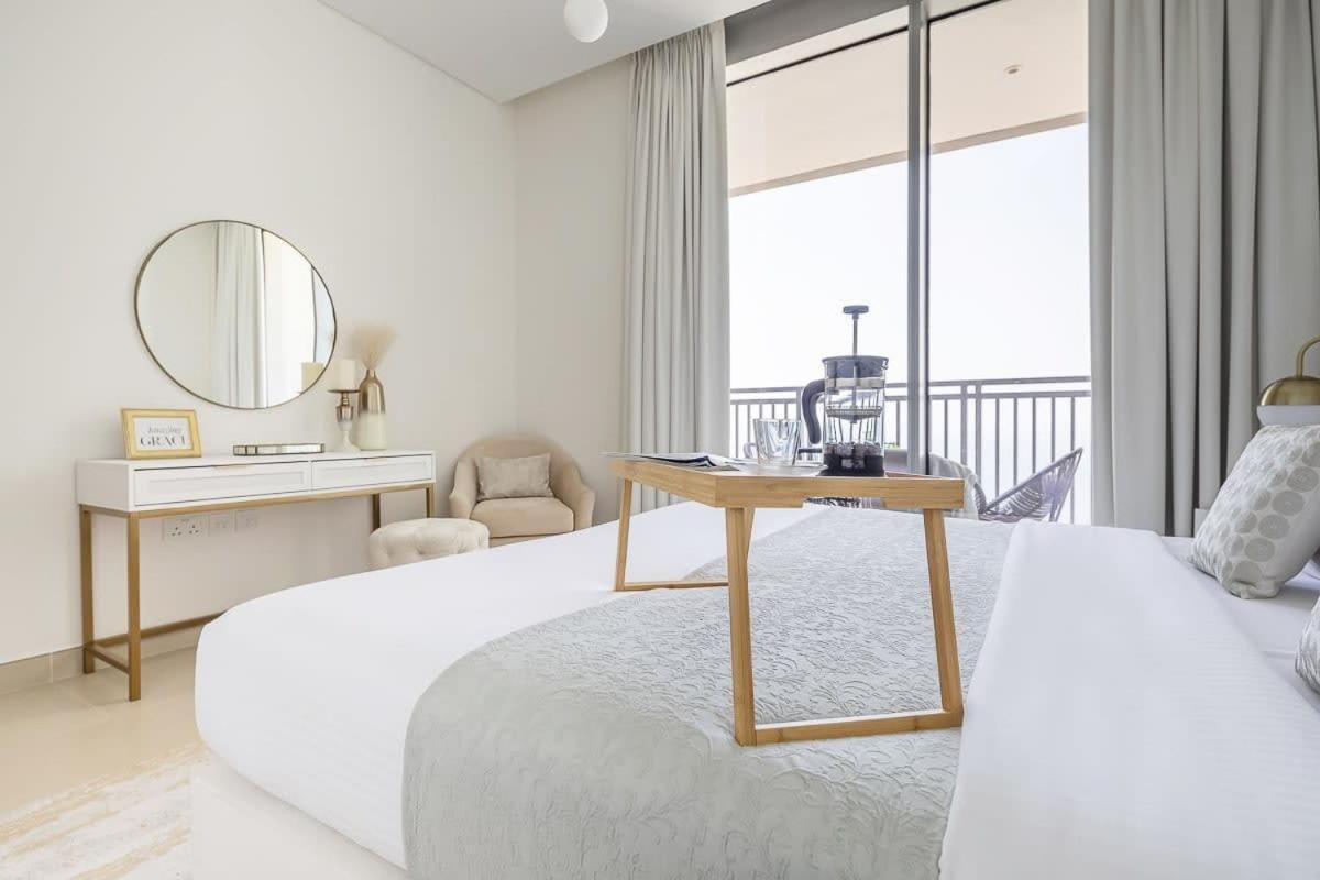 Frank Porter - 5242 Emaar Tower Dubai Bagian luar foto
